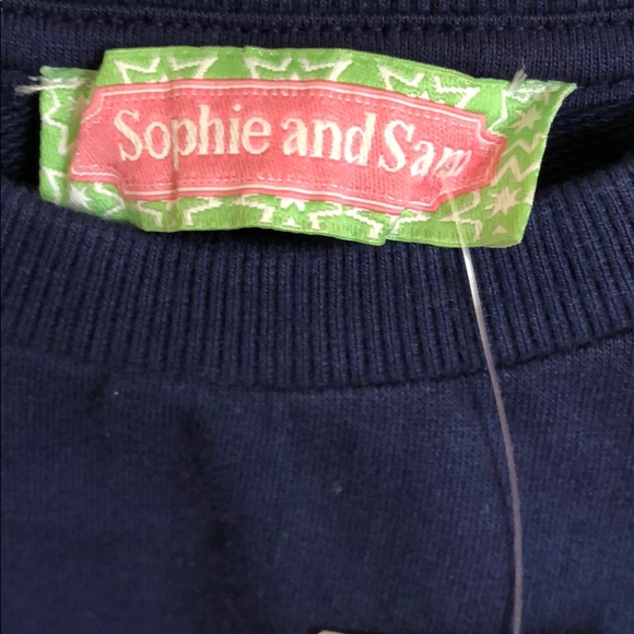 Sophie&Sam Giraffe in Santa Hat Ruffle Sweatshirt - Picture 4 of 9